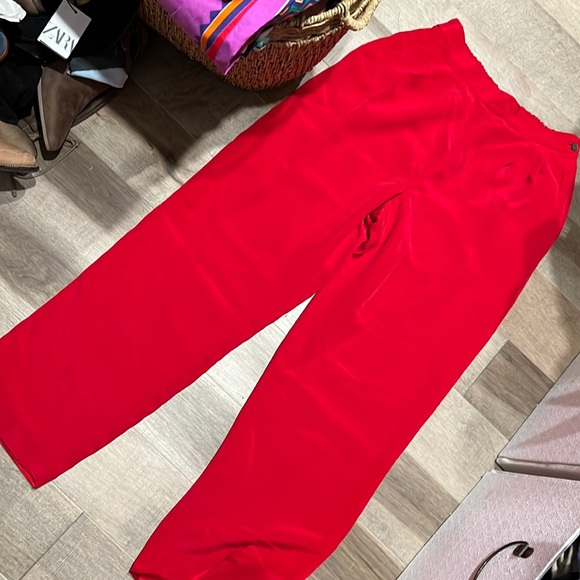 Silk wide leg red pants, size 6 - Picture 1 of 5